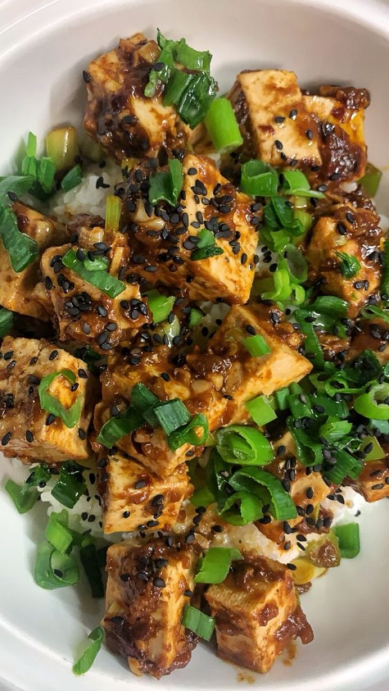 Tofu, rice and spring onions of which there’s far too many of