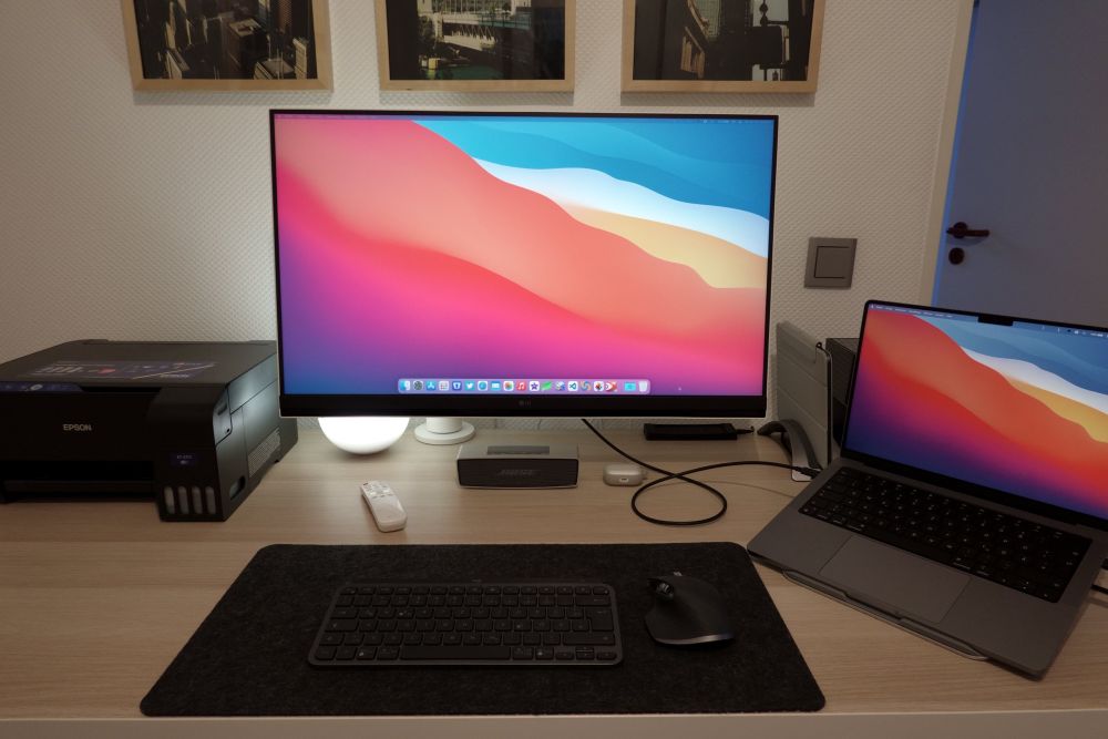 Desktop-Setup 2023: Monitor, Laptop, Tastatur und Maus | Fritschis Welt