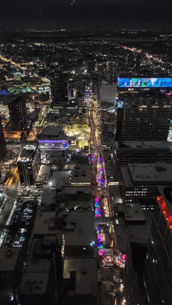 Night view of Nicollet Ave during the Holidazzle 
