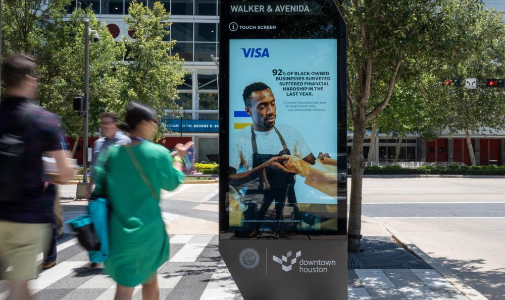 Seattle Design Commission Not On Board with Sidewalk Ad Kiosk Proposal - The Urbanist