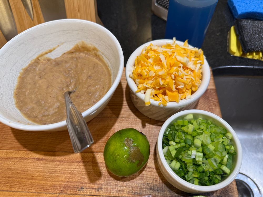 Elements of burrito as described.