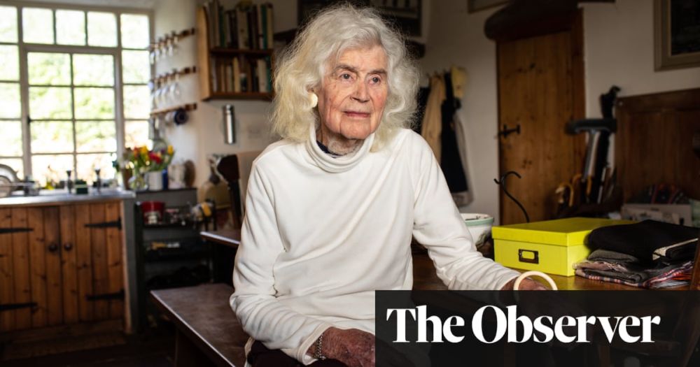 ‘Once she was Jan, I never thought of her as anything other than a woman’: Jan Morris remembered by her son