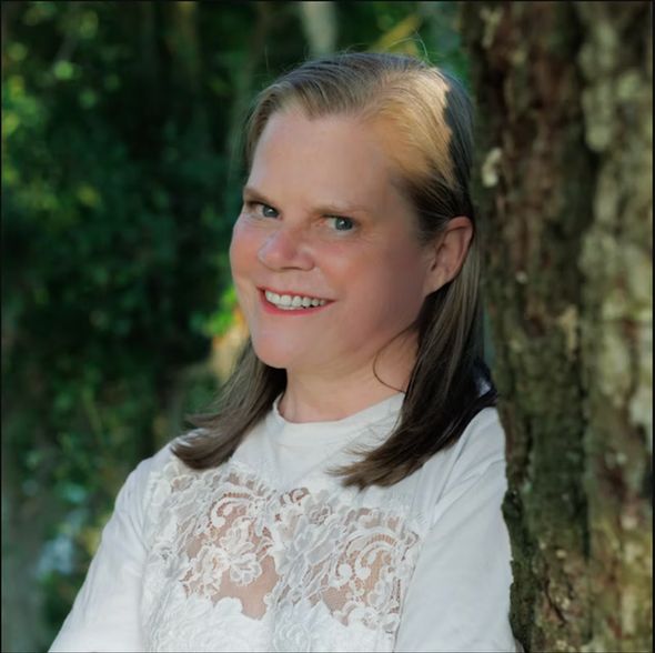 Mary Anne Hunting
