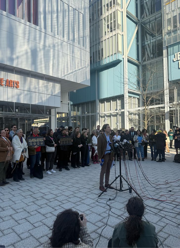 Professor Michael Thaddeus, Columbia University AAUP speaking in front of crowd at press conference to free Mahmoud Khalil. 