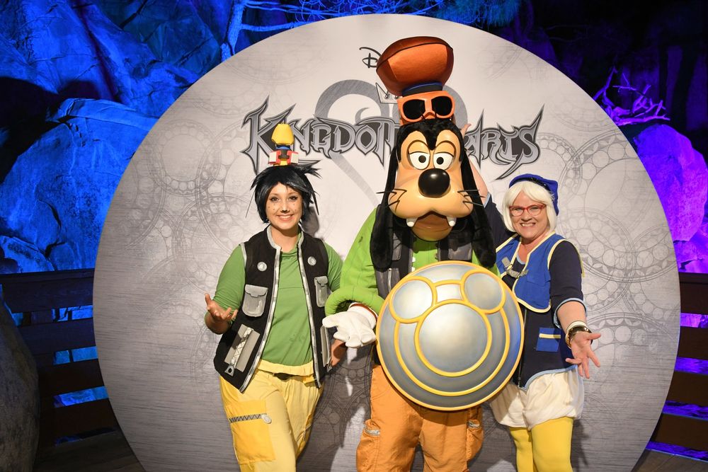 Me and a friend in our Kingdom Hearts cosplay at Disneyland with Goofy.