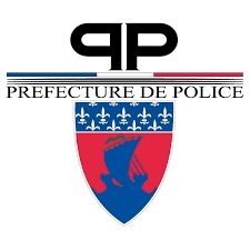 Logo prefecture de police un p inversé avec un p au dessus du blason de la prefecture de police, hermines blanches sur fond bleu, navire bleu sur fond rouge