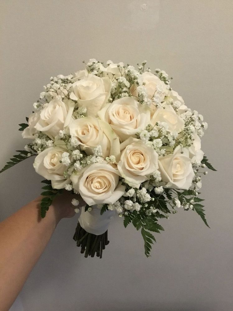 white bouquet of flowers