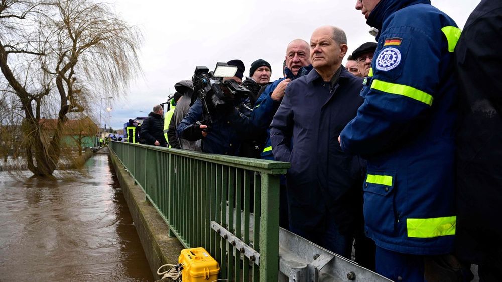 Olaf Scholz: Bundeskanzler wird bei Besuch im Hochwassergebiet von Anwohnern bepöbelt