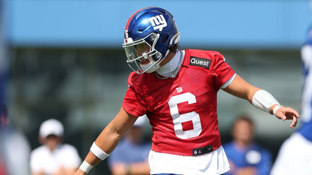 Jaxson Dart will play Saturday, Giants otherwise mum on QB plans