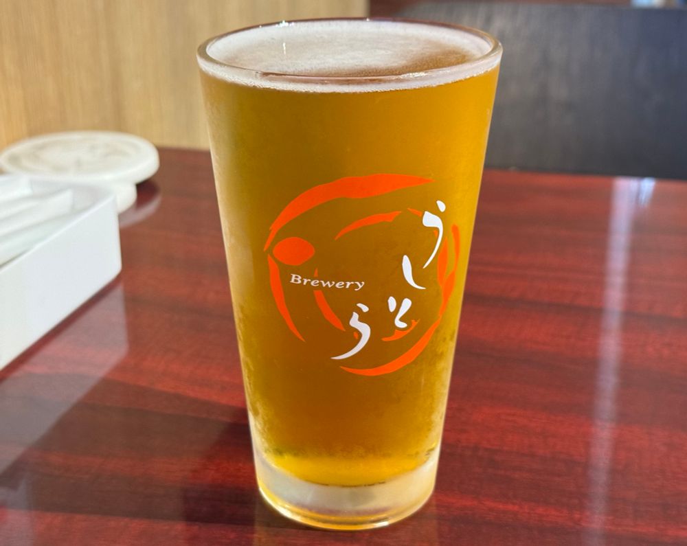 うしとらブルワリー
Tutti Frutti IPA / West Corst IPA 6.5%
パイントサイズ ハッピーアワー¥300引き