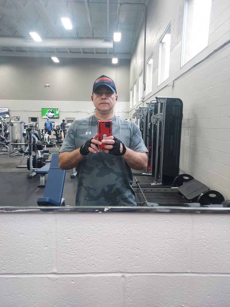 I made it to the gym. Time to do work