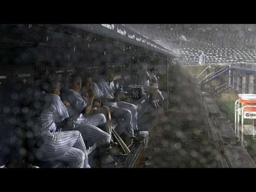 Thunder surprises Yankees and Red Sox