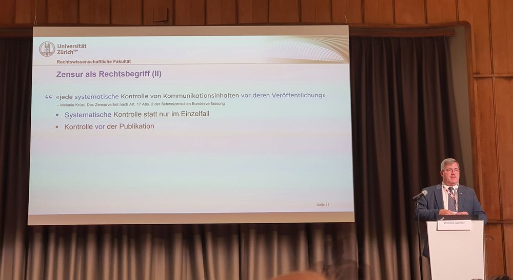 Prof. Dr. Gächter auf dem Schweizer Bibliothekskongress 2023 zur Frage, ob Bibliotheken sich der Zensur schuldig machen können? Nein!