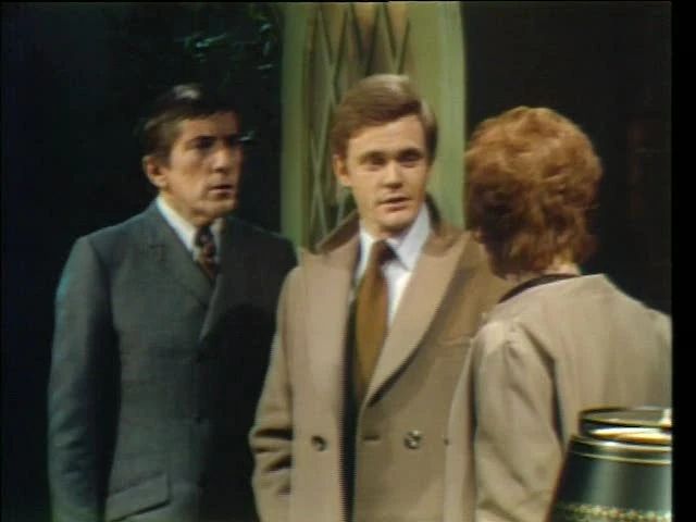 Roger Davis was a handsy actor playing jerky characters on Dark Shadows but Dan Curtis loved him so now he's back playing another character having to say he just looks like the last character he played, as soap operas often play the lookalike. 