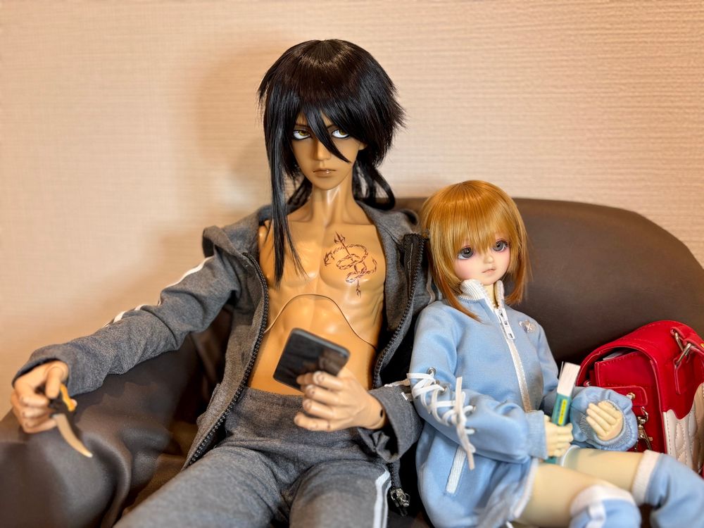 「道草食うなっつの」
「ごめんなさいっ」
