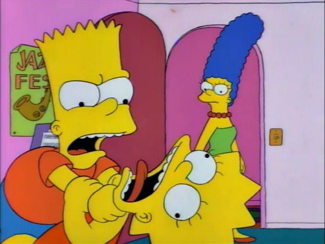 Bart and Lisa fighting each other with a disapproving Marge looking from the doorway entrance. 
