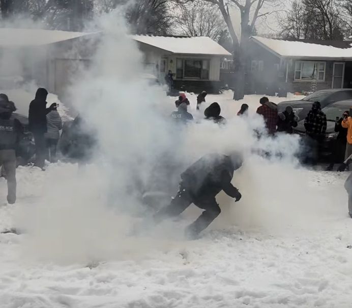 Gas deployed in Elgin, IL. 