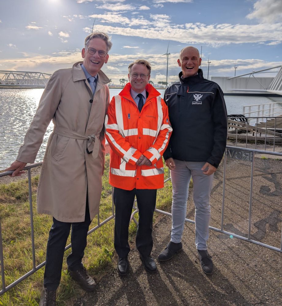 Dijkgraaf Piet-Hein Daverveldt, minister Robert Tieman, Hoogheemraad Peter Ouwendijk