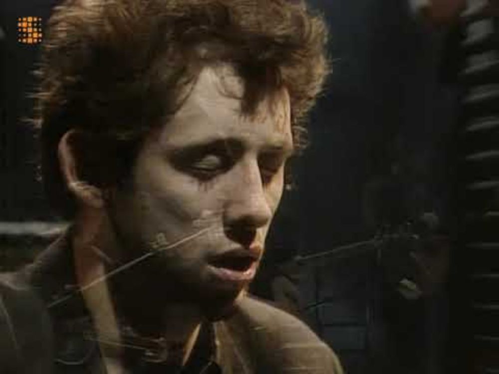 The Pogues 'Dirty Old Town' on TV 1986