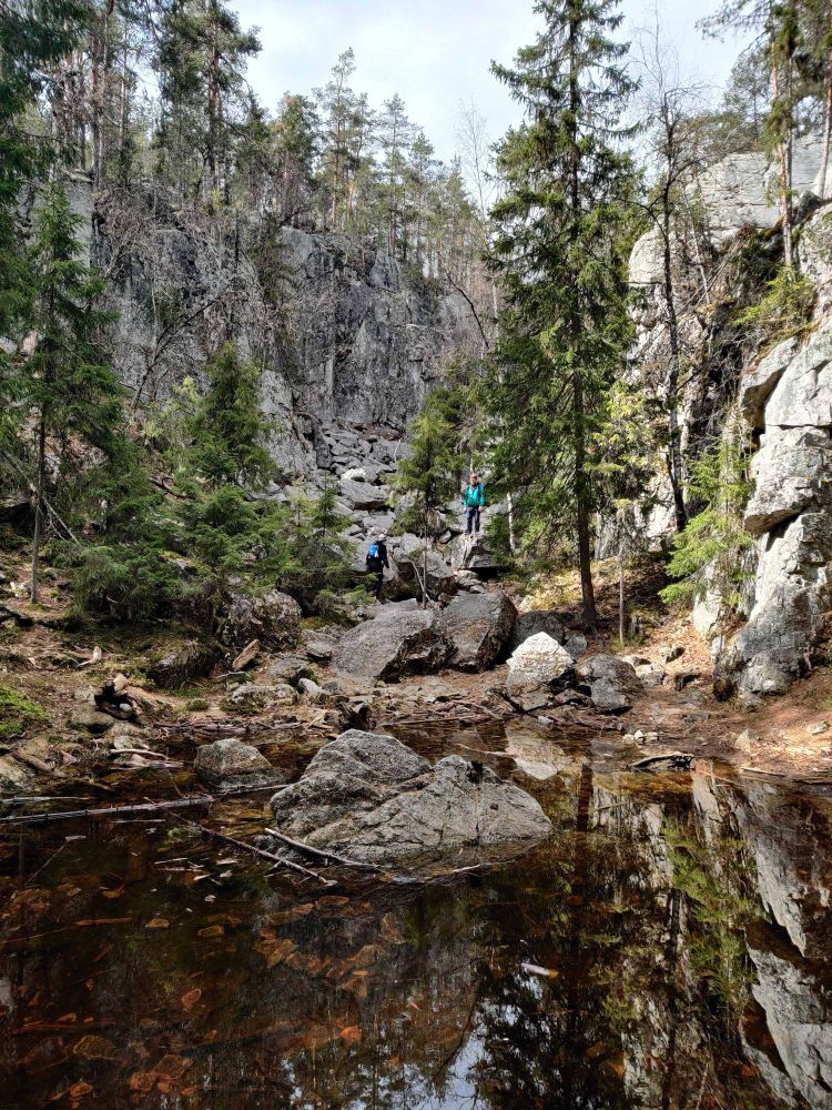 Devil's Nest (Pirunpesä, Hollola) rock cleft, formed during the last ice age.