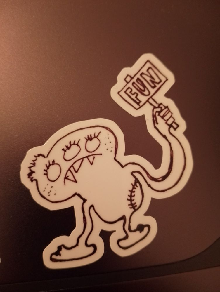 sticker: ein monster mit drei leeren augen, zwei füßen, einem arm und einer narbe an der seite des kleinen körpers. der mund ist unglücklich nach unten gebogen, die hand hält ein schild mit "fun" darauf.