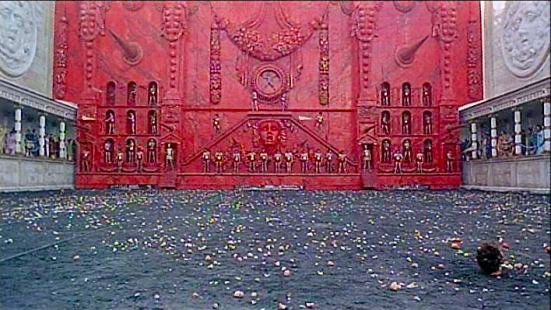 The red moving wall with the head chopping machine from Caligula (1979)