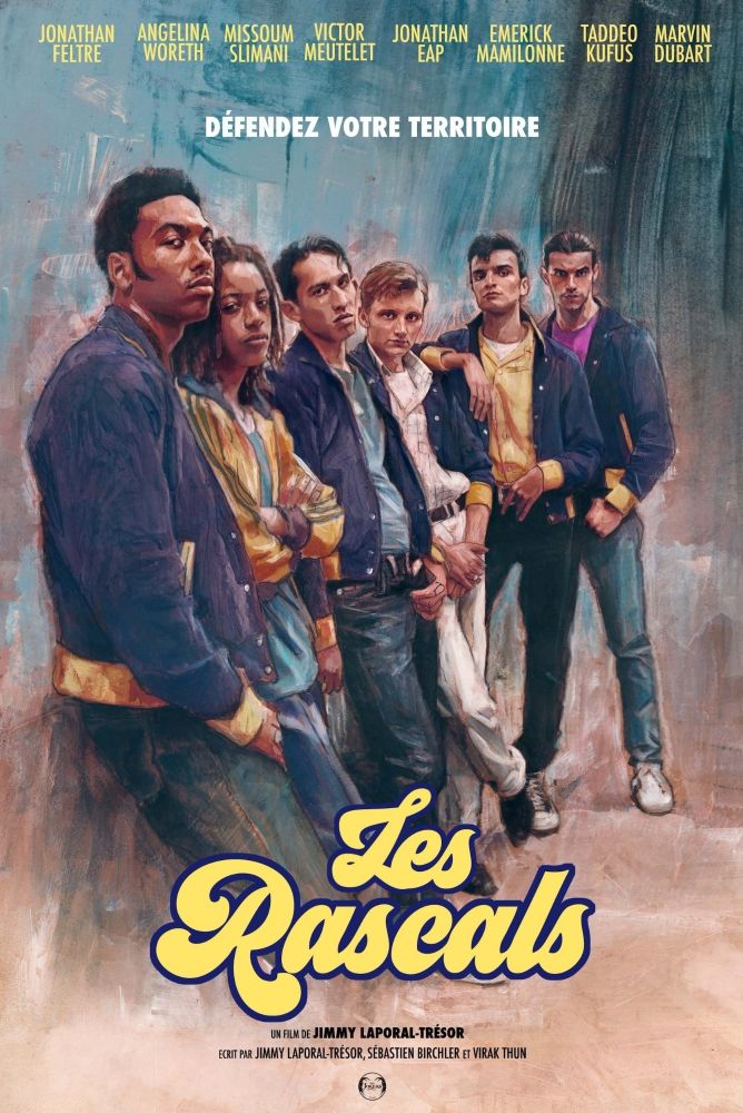 Affiche du film "Les Rascals"

Tout en haut, en jaune, il y a écrit les acteurs du film :
- Jonathan Feltre,
- Angelina Woreth,
- Missoum Slimani, 
- Victor Meutelet,
- Jonathan Eap,
- Emerick Mamilonne, 
- Taddeo Kufus,
- Marvin Dubart. 

- La tagline (phrase écrite au-dessus des personnages/acteurs, la "phrase d'accroche") est : "Défendez votre territoire". 

- On voit les personnages/acteurs sur l'affiche,
- Le titre, "Les Rascals" est écrit en jaune, contour bleu. Pour rappeler leurs vestes, 
- L'affiche est dessinée.

Tout en bas, c'est écrit : 
- Un film de Jimmy Laporal-Trésor,
- Écrit par Jimmy Laporal-Trésor, Sébastien Birchler et Virak Thun,
- On voit le logo de TheJokers.