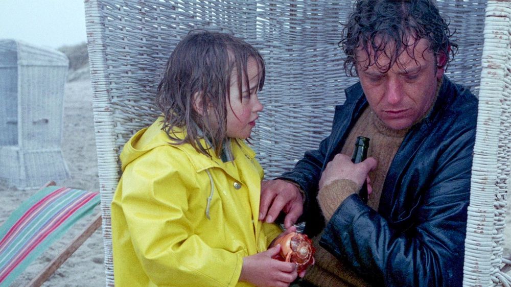 Winnie tries to comfort a morose Bernie in A Day at the Beach