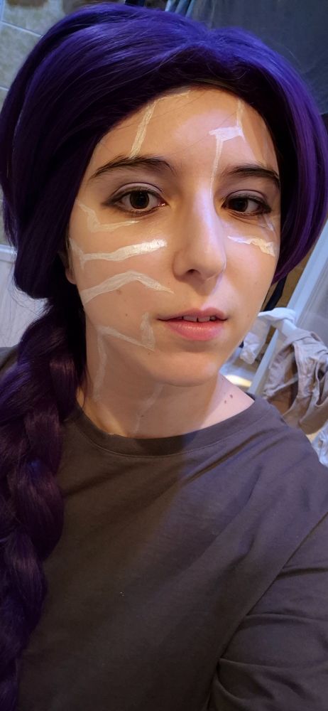 A selfie of me as Rumi from KDH in her final chill outfit.