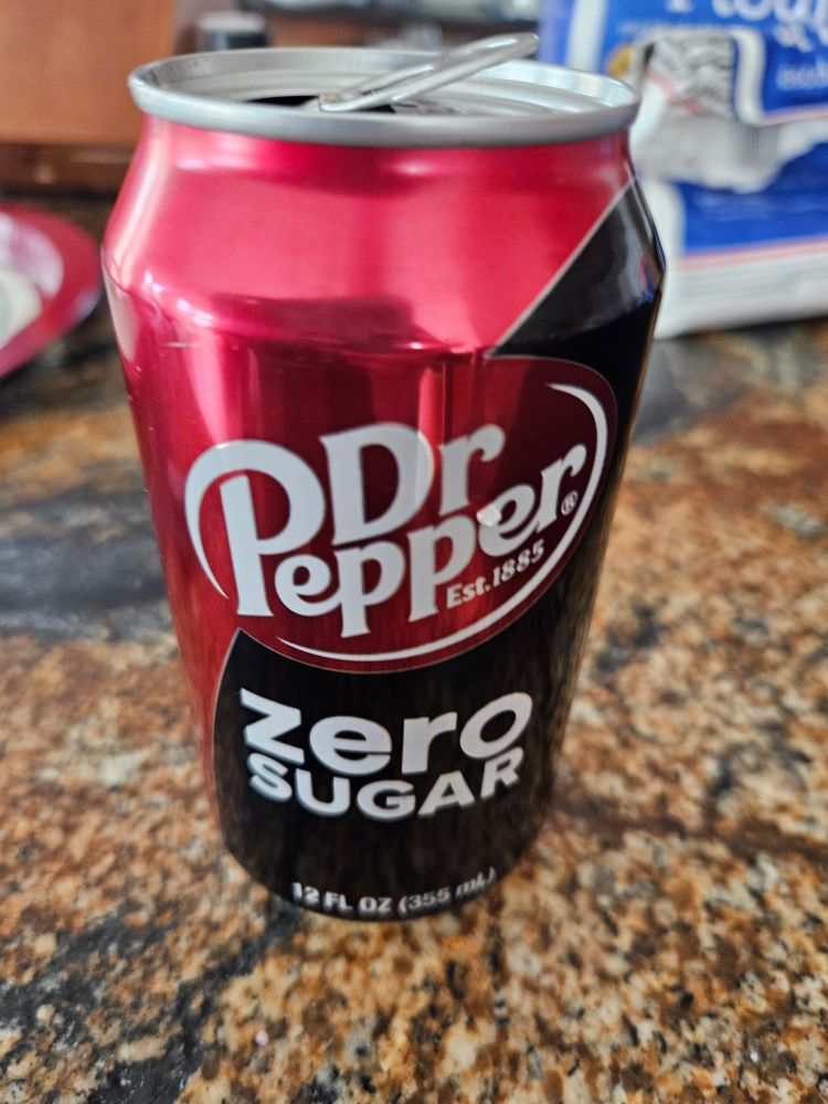 A can of Dr Pepper zero sugar on a countertop