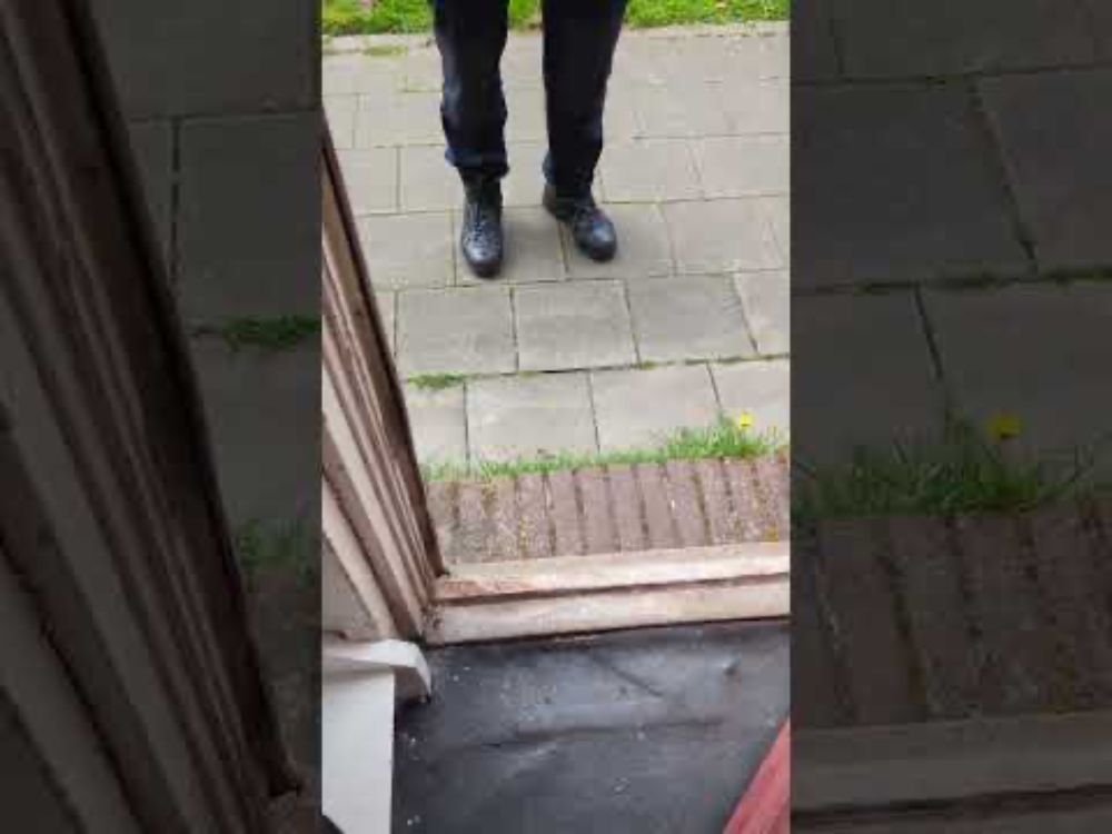 Demonstrant krijgt huisbezoek Amersfoortse politie. Politie maakt daarna excuses.