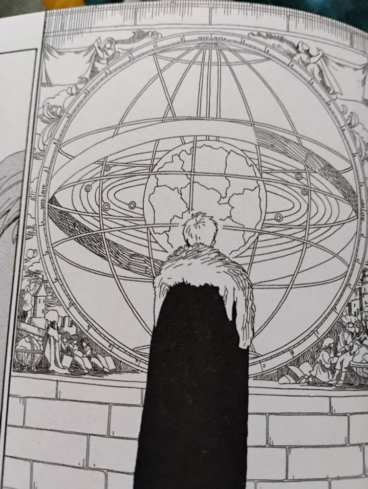 Insomniaque face à une belle représentation de leur globe terrestre.