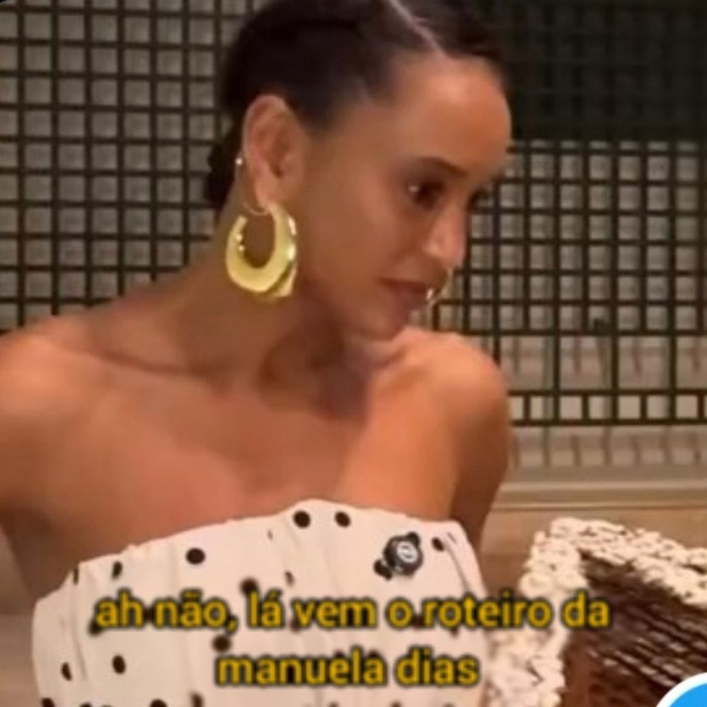 Thaís Araújo fazendo cara de desdém com a frase “ah não, lá vem o roteiro da Manuela Dias” 