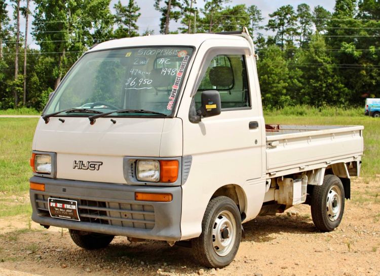 Daihatsu HLJet, algo así como "qué pasaría si convertimos una camioneta en un funko."
