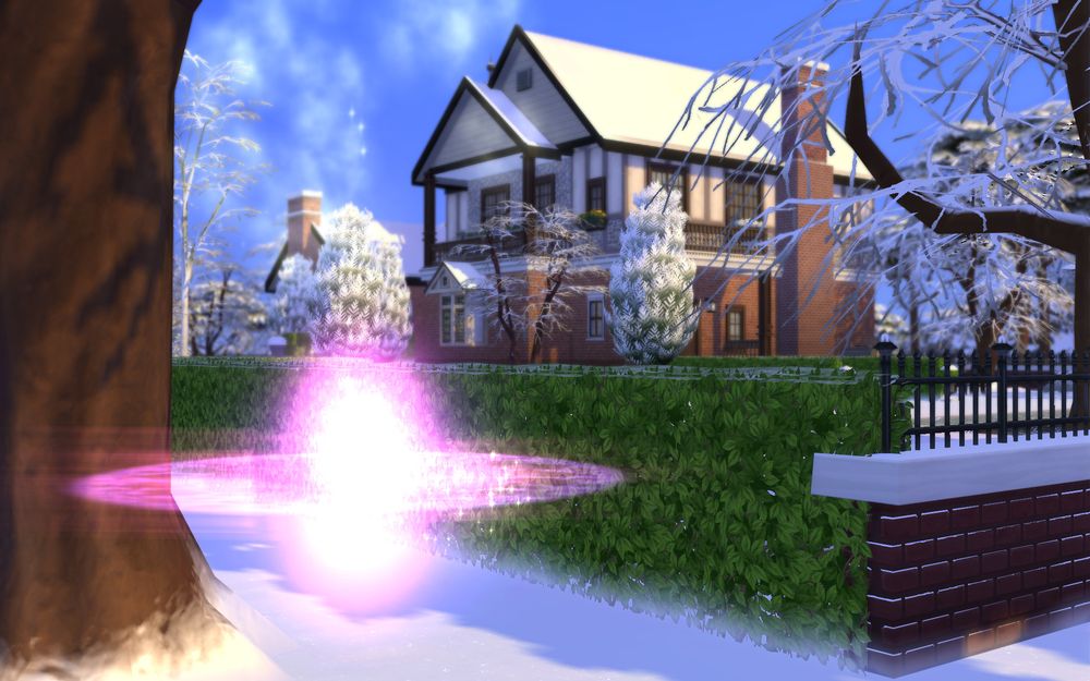 A cerise light orb appears outside the hedges of Von-Windenburg Estate, The Crumbling Isle, Windenburg.