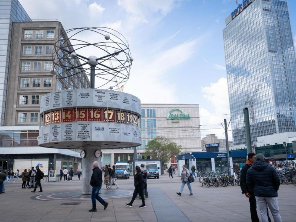 Galeria Kaufhof am Alexanderplatz: Neue Mega-Bibliothek? Das sind die Pläne