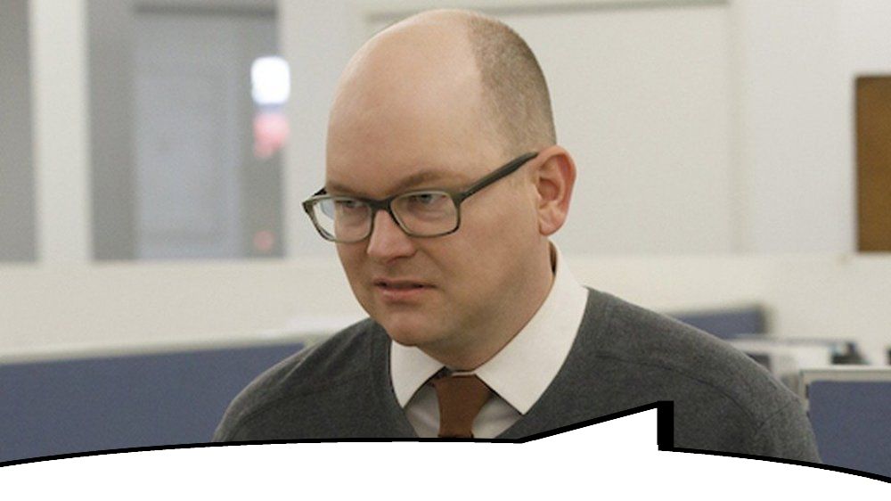 Energy Vampire Colin Robinson from 'What We Do in the Shadows', reciting the very long text of the HBO Max logo description. 