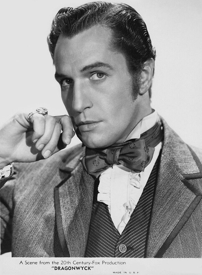 Yung Vincent Price in a publicity photo for Dragonwyck (1946) 