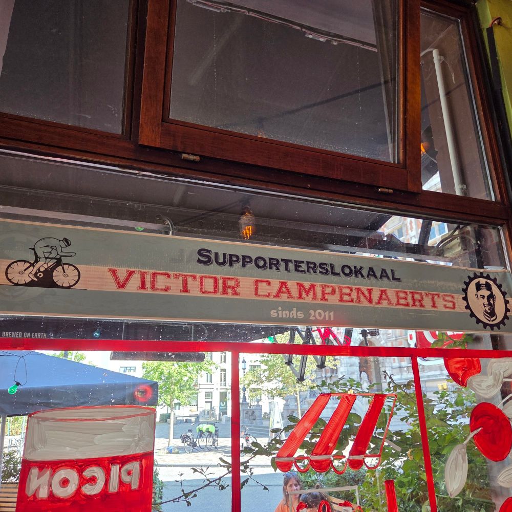 Sign inside Cafe Mombasa, Antwerp, saying 'Supporterslokaal Victor Campanaerts'