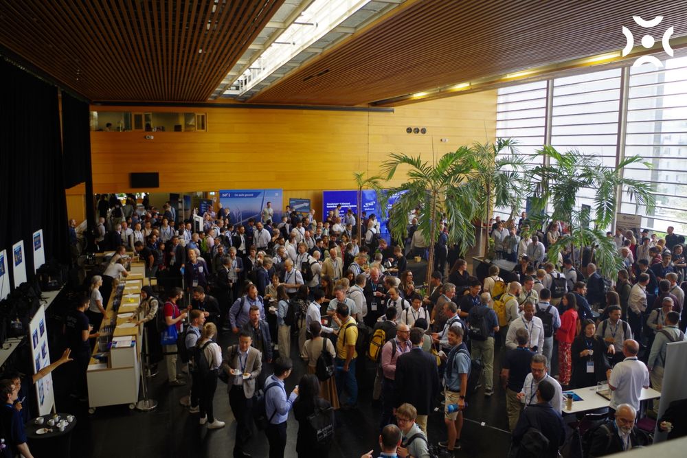 Foule rassemblée à l'occasion du congrès