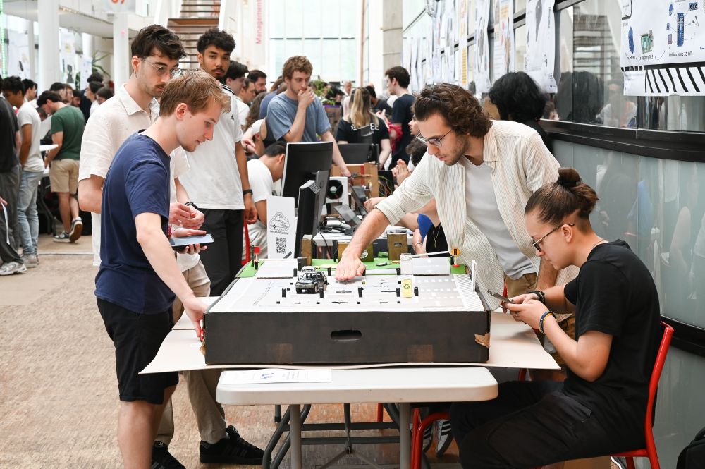 Démonstration d'un projet étudiant ESIEE Paris. ©faiseurdimages
