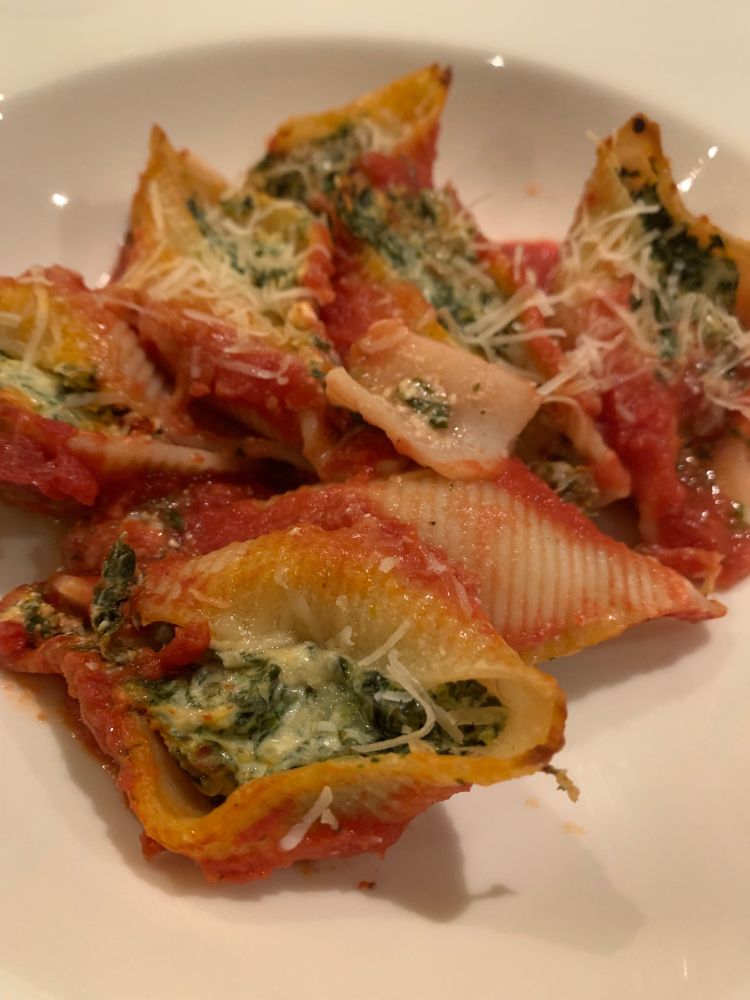 Gefüllte Muschelnudeln