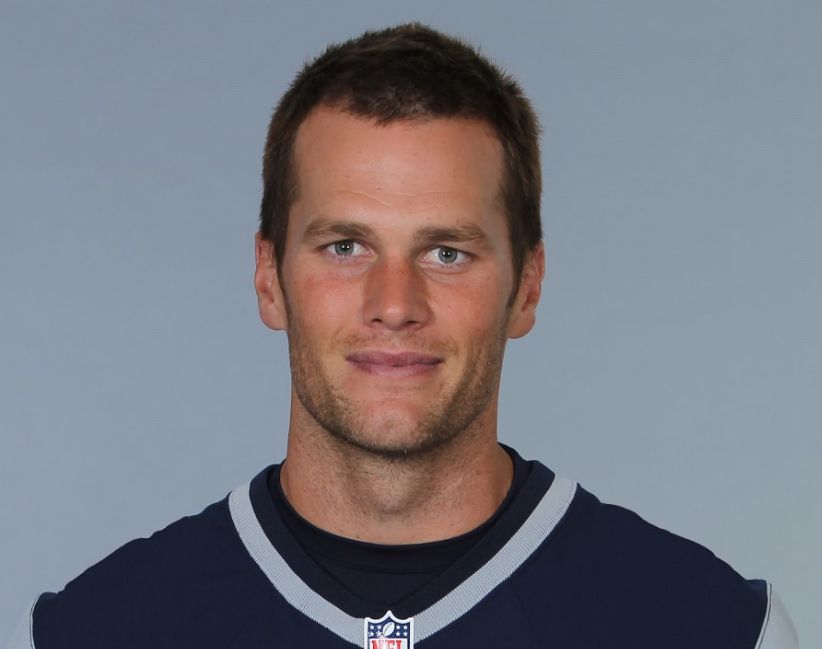 Someone said Dallon looks like tom brady. 
I think he’s a weekes. 
[Also this is the correct answer. dallon was a football player for his school. He met few brobecks members there too.]