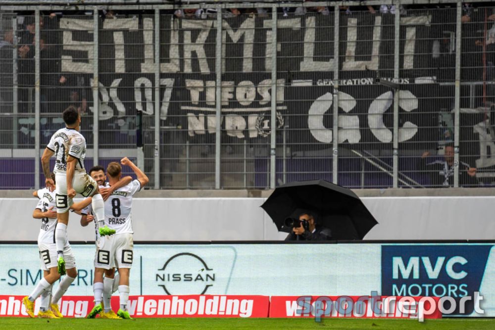 Mit „Wehrmutstropfen“ für die Gäste – Sturm Graz feiert Auswärtssieg bei Blau-Weiß Linz