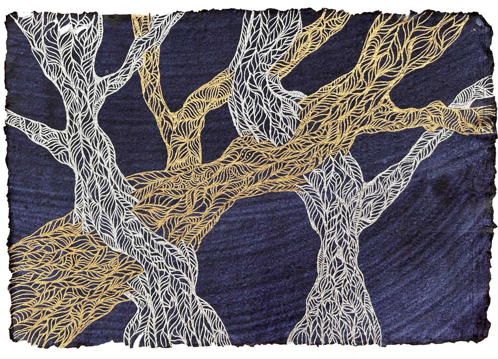 Silver and gold tree trunks intertwine, with branches shooting out. They’re drawn with acrylic markers. 