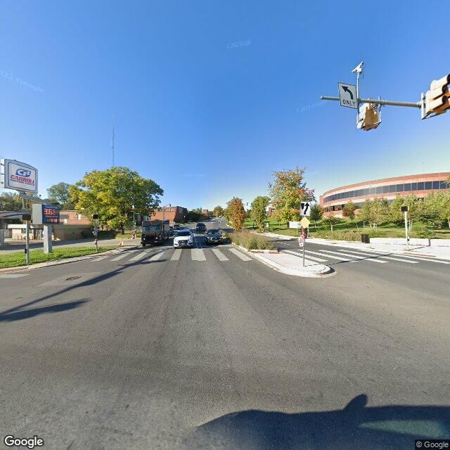 Google Maps Street View of bus stop REISTERSTOWN RD & DRUID PARK DR fs sb