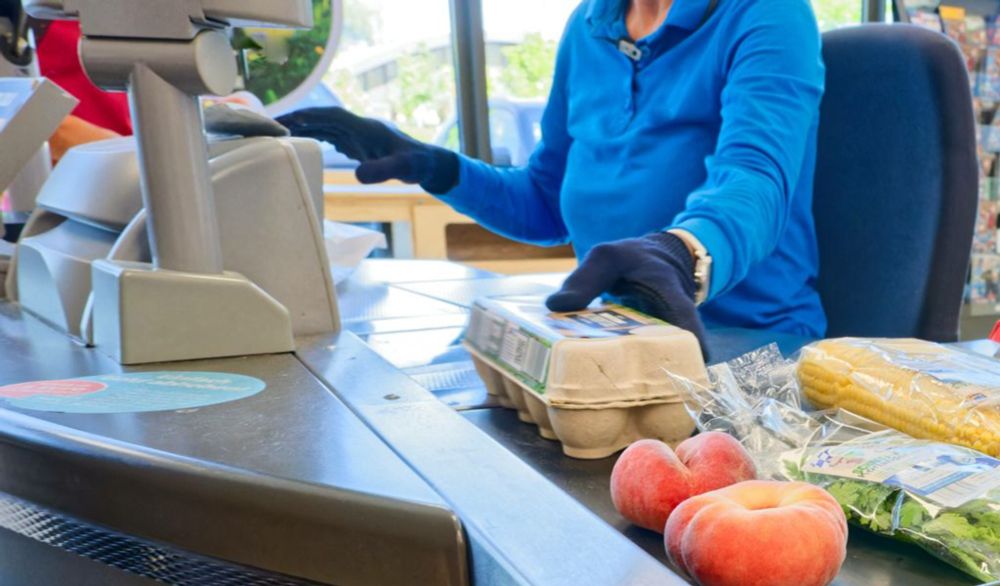 Was verdient man eigentlich bei Aldi an der Kasse? Hamburger Mutter erzählt