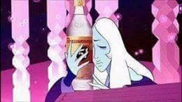 Diamante Azul (Steven Universe) triste e abraçada a uma garrafa de cachaça 51