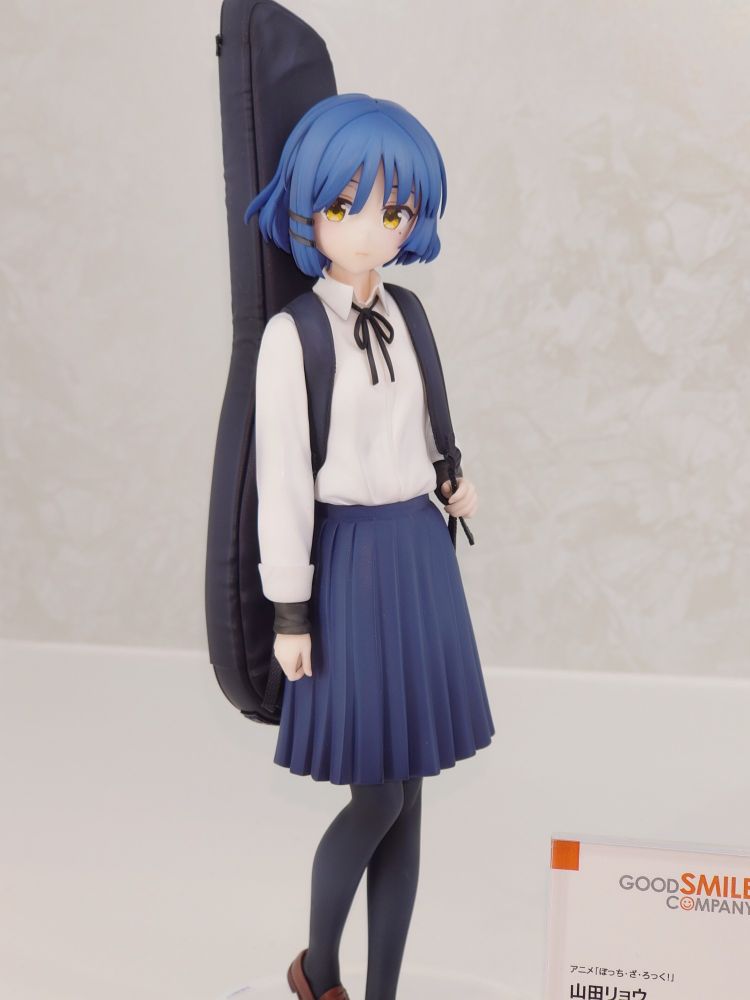 山田リョウ
ぼっち・ざ・ろっく！