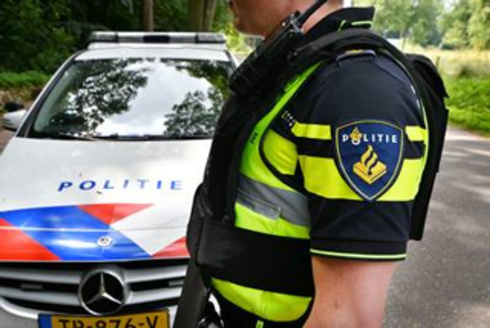 Teamuitje politie loopt uit de hand: jonge gids uitgemaakt voor ‘mokkeltje’ en fietsers voor ‘domme homo’s’